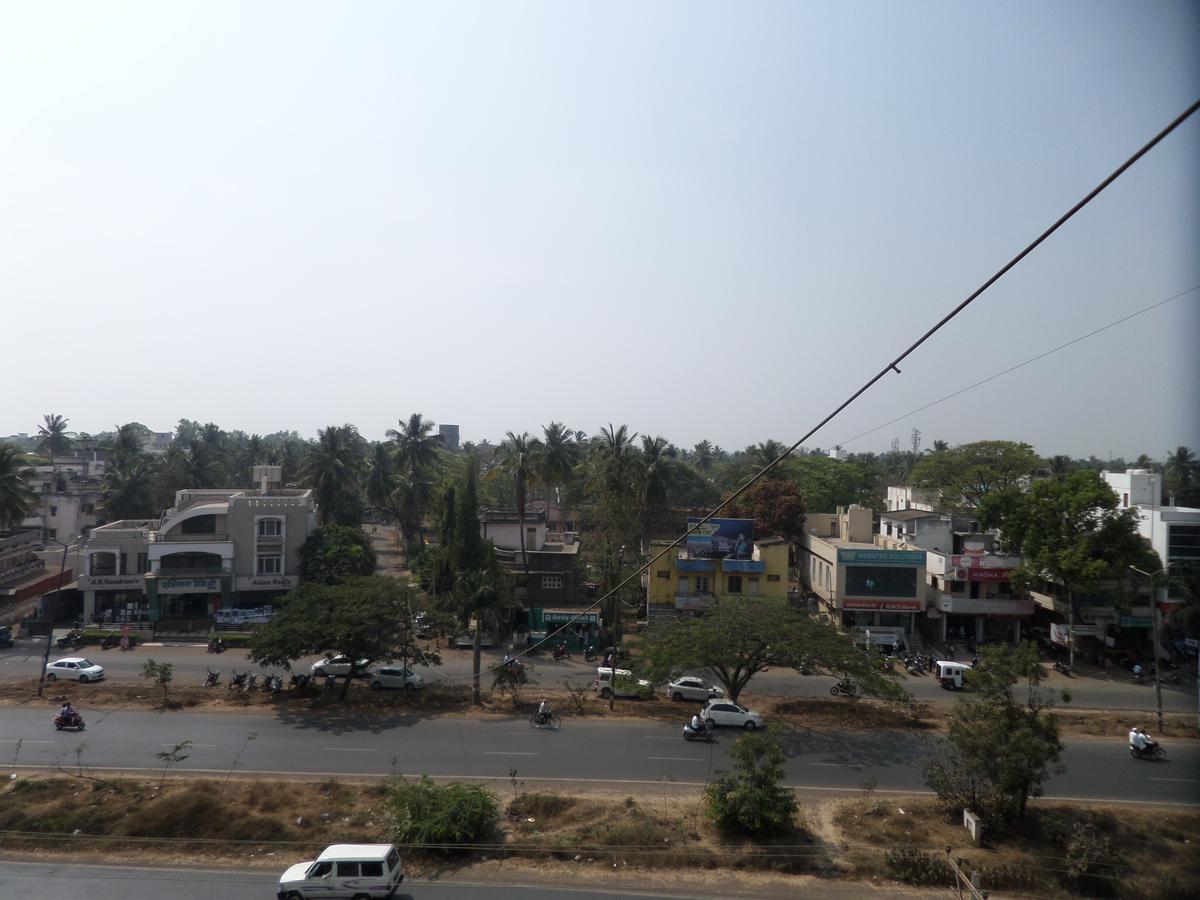 Hotel Sadanand Sāngli Exterior foto